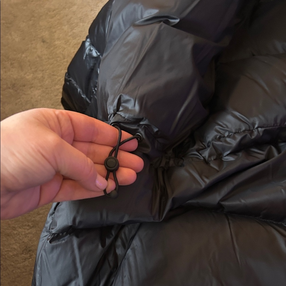 Athleta Women’s Black Glossy Puffer Jacket - Picture 11 of 16